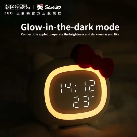 EXCLUSIVE - Hello Kitty Officially Licensed Alarm Clock/Nightlight/Speaker - Picture 2 of 12